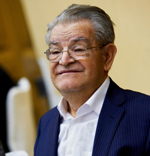 Фазиль Искандер Фазиль Искандер