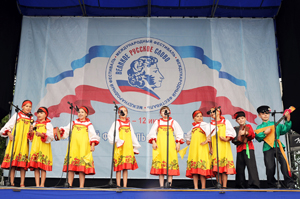 Программа «Русский сувенир» приобщает детей и молодежь к русской культуре