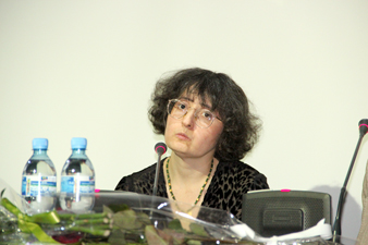 Елена Тахо-Годи