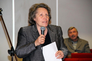 Светлина Николова, Кирилло-Мефодиевский центр БАН Светлина Николова, Кирилло-Мефодиевский центр БАН