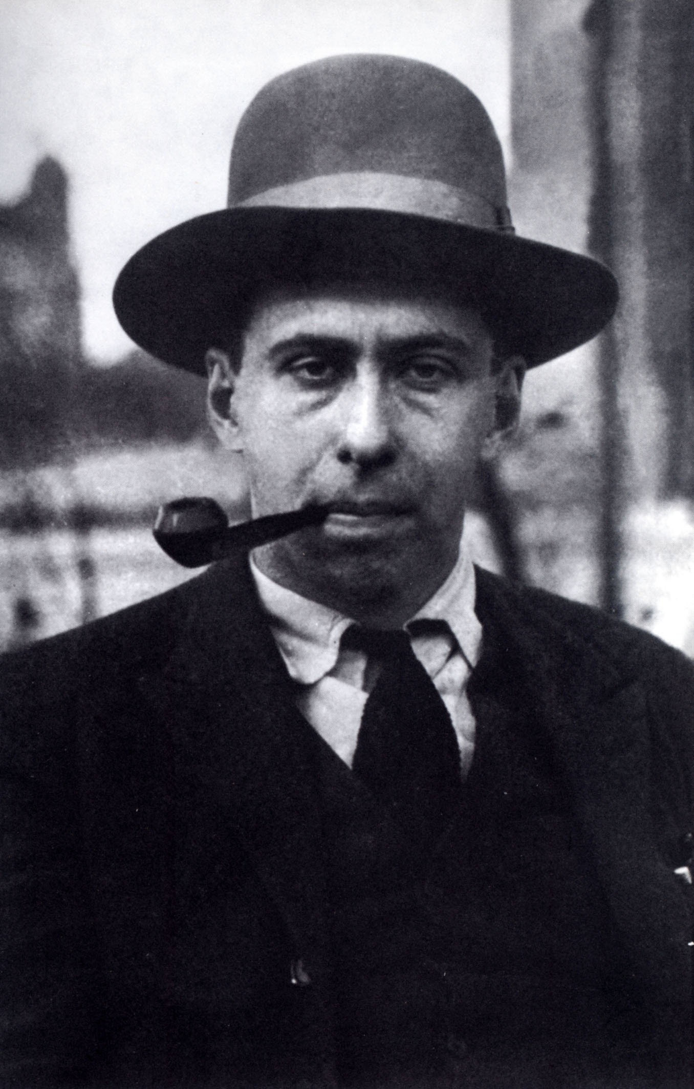 .. . , 1922