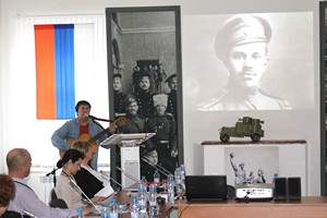 В.В. Леонидов с песней «Русские бригады»