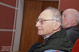 Ю.Манн Ю.Манн