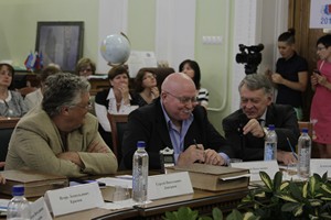 И.Л. Краснов (Издательство "Вече"), В.Н. Казаков ("Белорусы России"), А.С. Сигов И.Л. Краснов (Издательство "Вече"), В.Н. Казаков ("Белорусы России"), А.С. Сигов