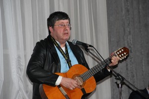 В.Леонидов