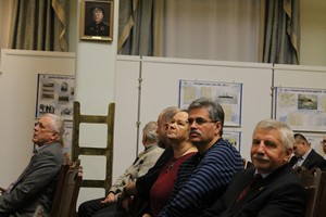 Посетители на открытии выставки Посетители на открытии выставки