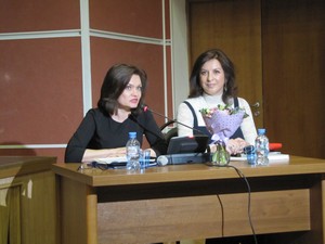 Е.В.Кривова (слева) и Л.М.Раванди-Фадаи