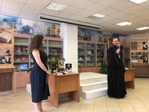 Д.М.Дымкова и о.Афанасий Чорногуз Д.М.Дымкова и о.Афанасий Чорногуз